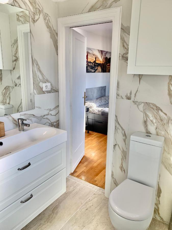 Appartamento Con Magnifico Terrazzo Vicino A Metropolitana E Vaticano โรม ภายนอก รูปภาพ